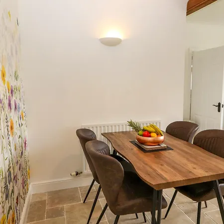 The Hideaway Waverton Holiday home